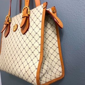 RIONI Moda Italia white w/ cameral trimming canvas handbag. Once loved
